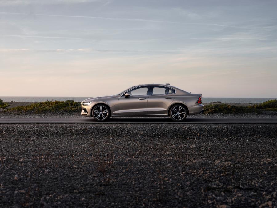  Volvo S60 T6 Inscription 2018 года  (WW) (фото 6 из 65)